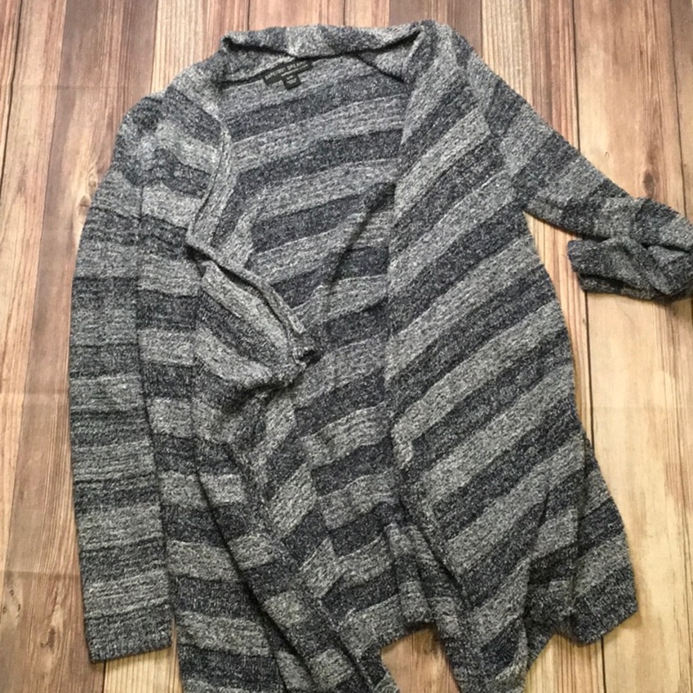 Barefoot Dreams Bamboo Chic Lite Drape Front Cardigan in Navy Heather Stripes